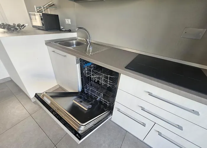 Alessia - Tutta Per Voi Con Giardino E Bbq *